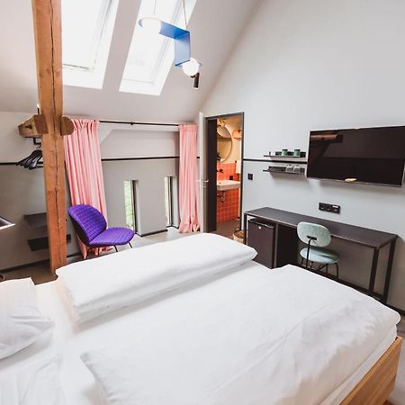 Hotel Am Kloster - Domaene Moellenbeck รินเทล์น ภายนอก รูปภาพ