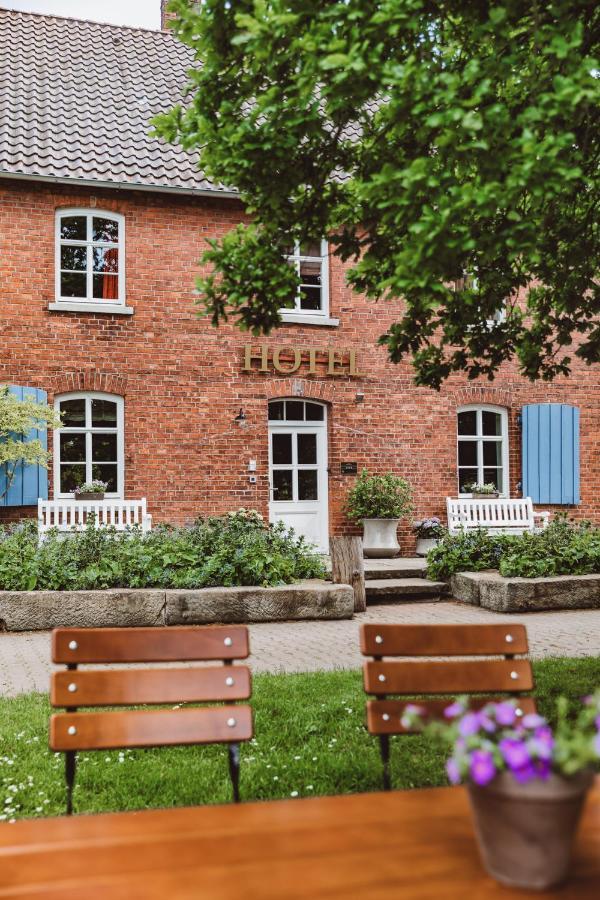 Hotel Am Kloster - Domaene Moellenbeck รินเทล์น ภายนอก รูปภาพ