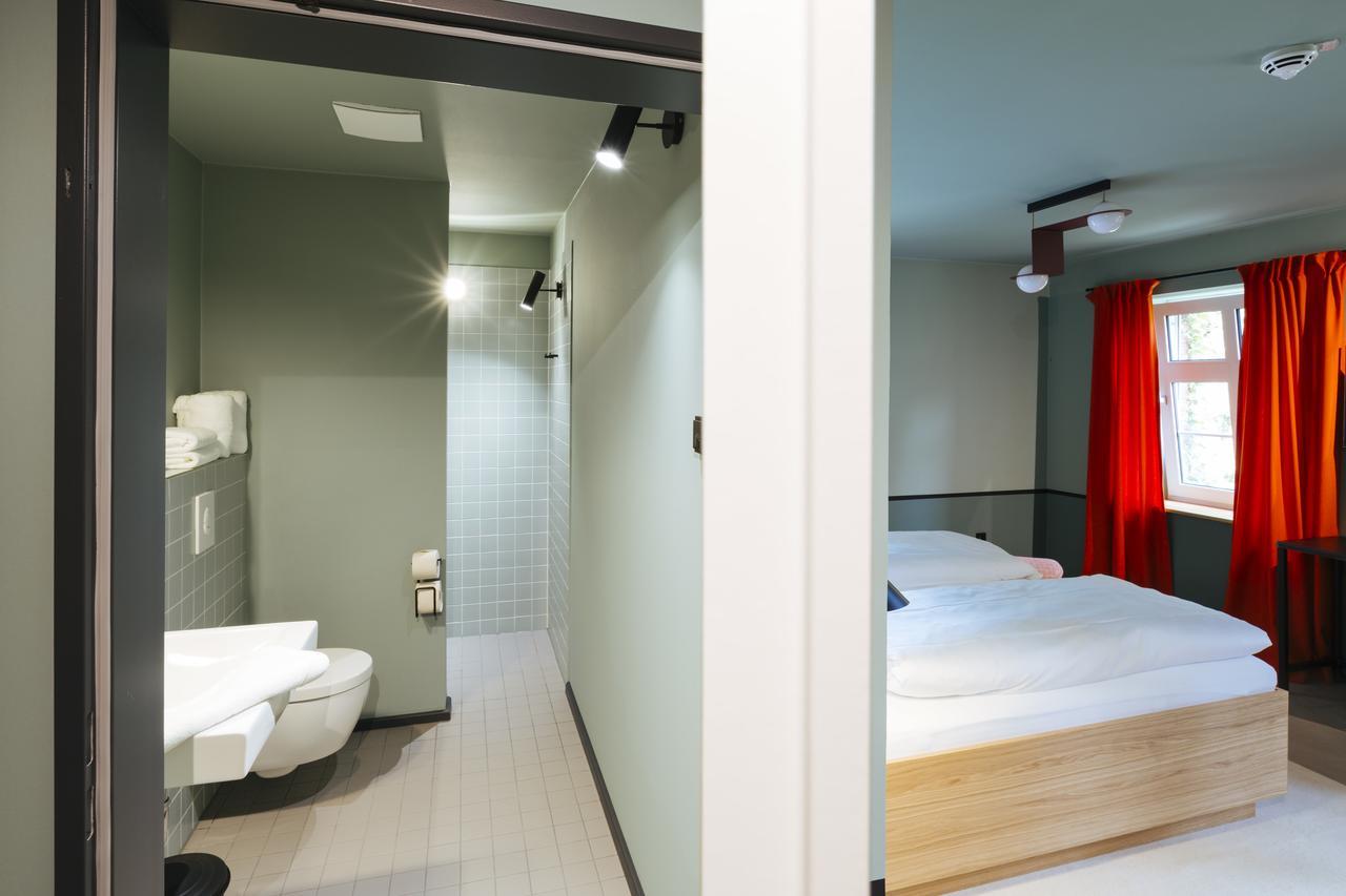 Hotel Am Kloster - Domaene Moellenbeck รินเทล์น ภายนอก รูปภาพ