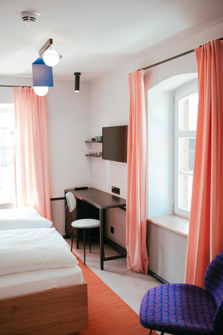 Hotel Am Kloster - Domaene Moellenbeck รินเทล์น ภายนอก รูปภาพ
